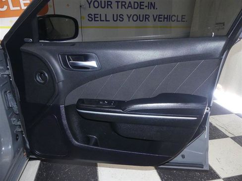 Used 2023 Dodge Charger SXT RWD image 23