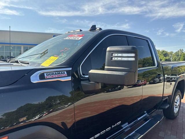 Used 2022 GMC Sierra 2500 SLE w/ SLE Convenience Package AWD/4WD image 5