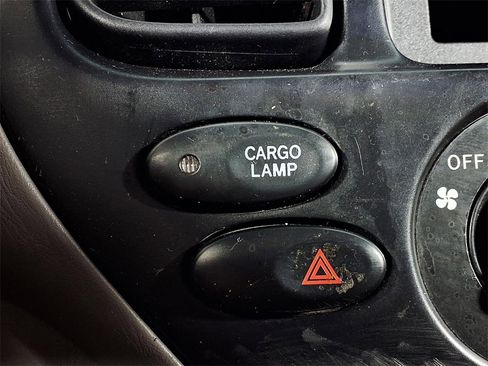 Used 2002 Toyota Tundra SR5 image 23