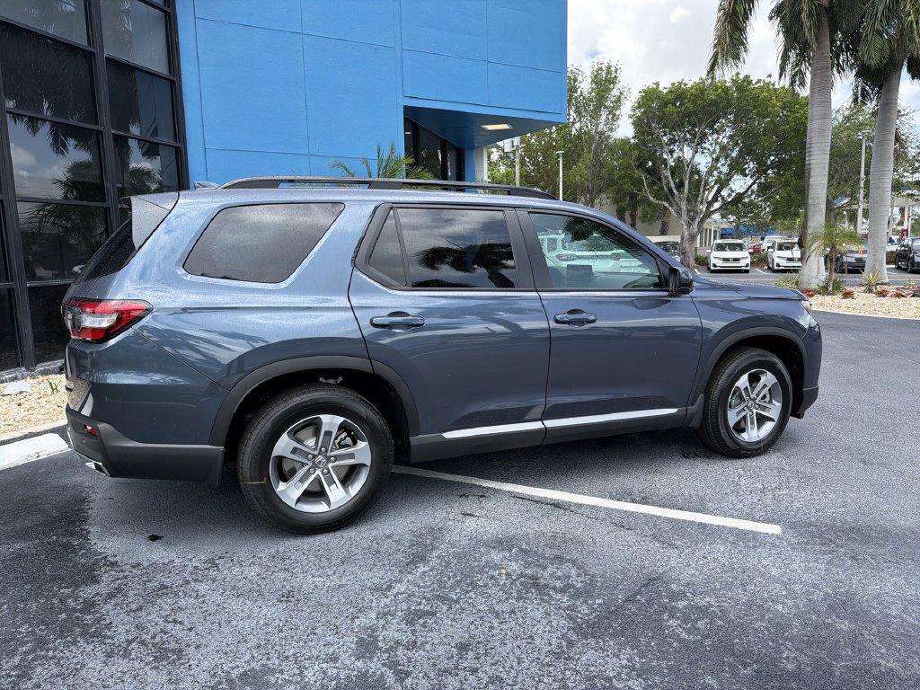 New 2026 Honda Pilot EX-L image 8