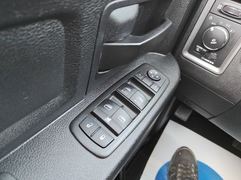 Used 2014 RAM 1500 Express image 24