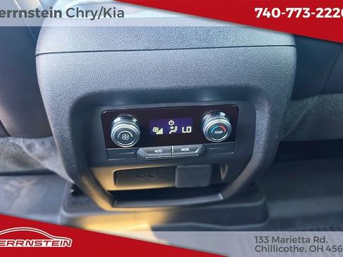 Used 2026 GMC Acadia AT4 w/ LPO, Floor Liner Package AWD/4WD image 26