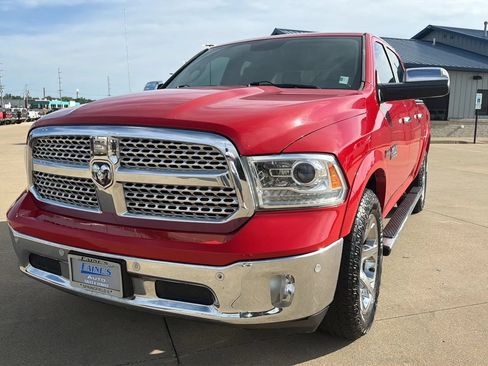 Used 2017 RAM 1500 Laramie AWD/4WD image 4