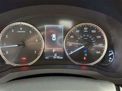 Certified 2025 Lexus IS 350 F Sport image 29