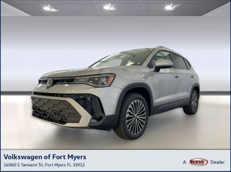 New 2026 Volkswagen Taos SE video 1