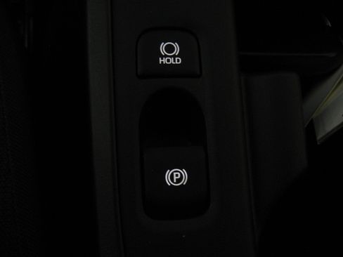 Used 2025 Toyota Corolla LE image 17