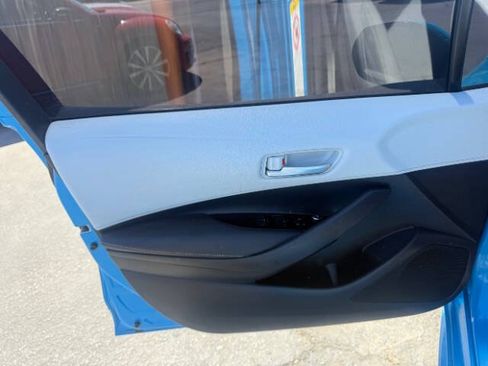 Used 2020 Toyota Corolla SE FWD image 11