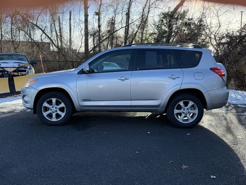 Used 2011 Toyota RAV4 Limited image 2