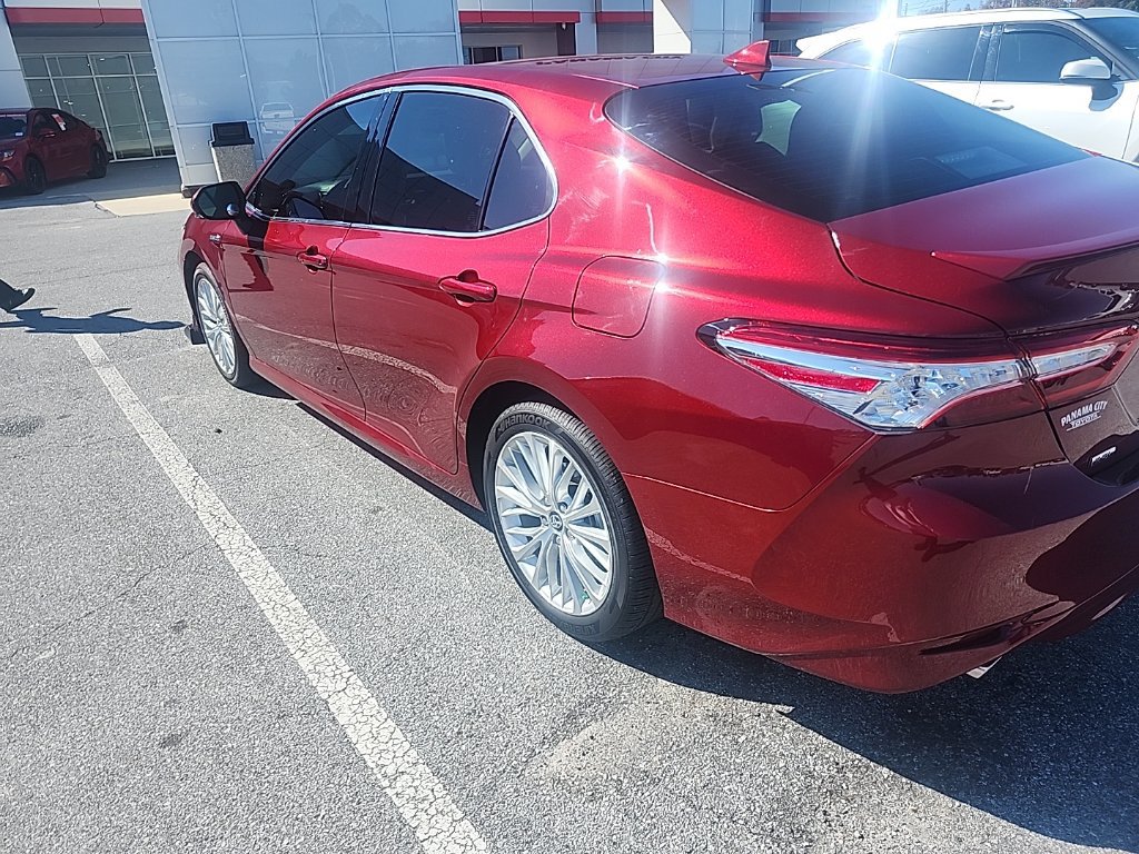 Used 2020 Toyota Camry XLE FWD image 24