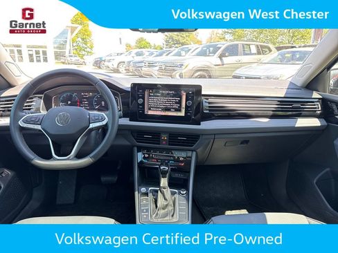 Certified 2025 Volkswagen Jetta SEL FWD image 13