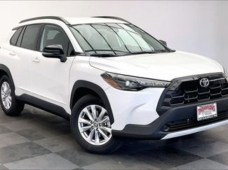 New 2026 Toyota Corolla Cross LE w/ Cold Weather Package AWD/4WD video 1