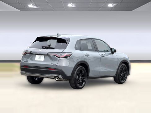 Certified 2026 Honda HR-V Sport image 8