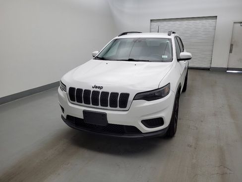 Used 2021 Jeep Cherokee Latitude FWD image 15