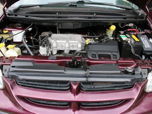 Used 1999 Dodge Caravan image 18