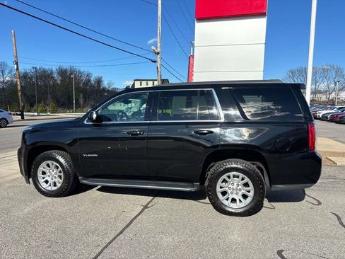 Used 2020 GMC Yukon SLT w/ Open Road Package AWD/4WD image 2