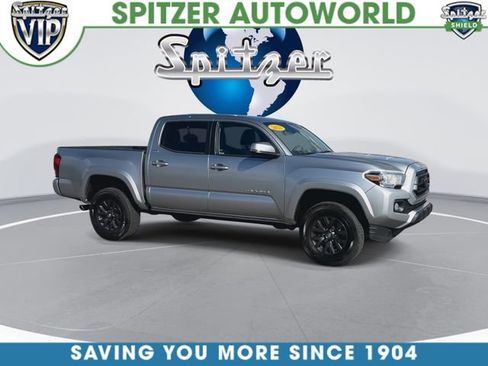 Used 2023 Toyota Tacoma SR5 w/ Technology Package image 2