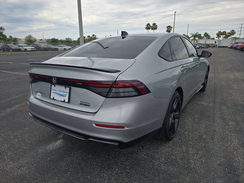 Used 2024 Honda Accord Sport image 4