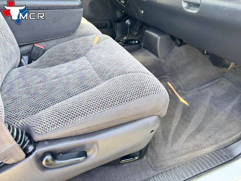 Used 1999 Dodge Ram 2500 Truck 4x4 Quad Cab image 31