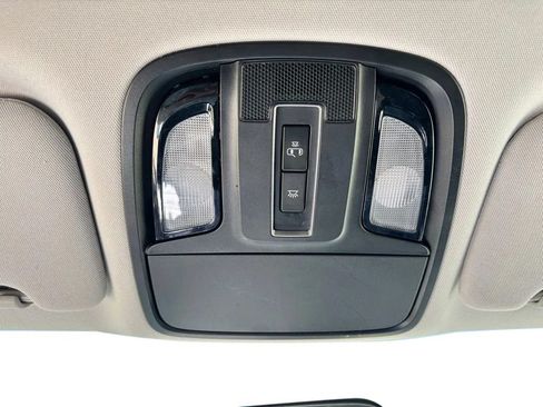 Used 2019 Kia Sorento AWD image 17