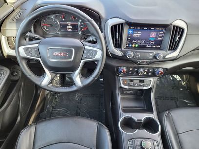 Used 2024 GMC Terrain SLT