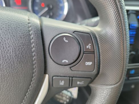 Used 2019 Toyota Corolla LE FWD image 23