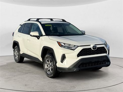 Used 2024 Toyota RAV4 XLE image 7