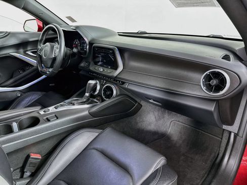 Used 2016 Chevrolet Camaro SS RWD image 31