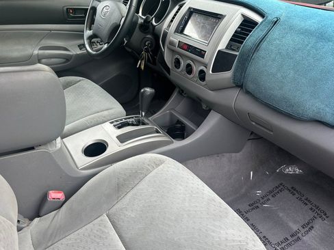 Used 2007 Toyota Tacoma PreRunner image 18