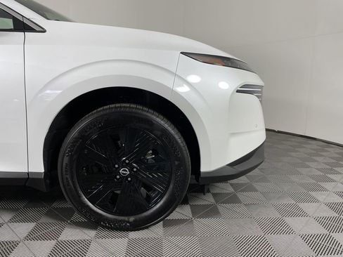 New 2025 Nissan Murano SV FWD image 9