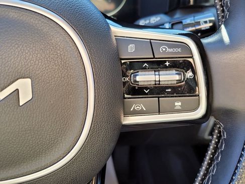 Used 2023 Kia Sorento SX image 25