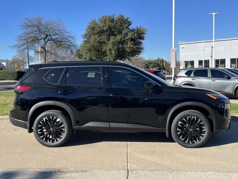 New 2026 Nissan Rogue Dark Armor image 3