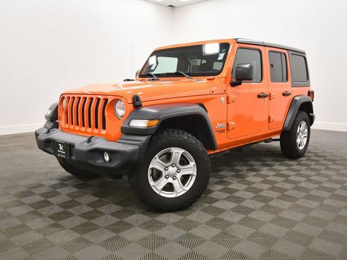 Used 2018 Jeep Wrangler Unlimited Sport S AWD/4WD image 2