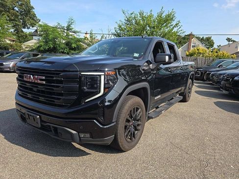 Used 2024 GMC Sierra 1500 Elevation w/ Elevation Premium Package AWD/4WD image 1