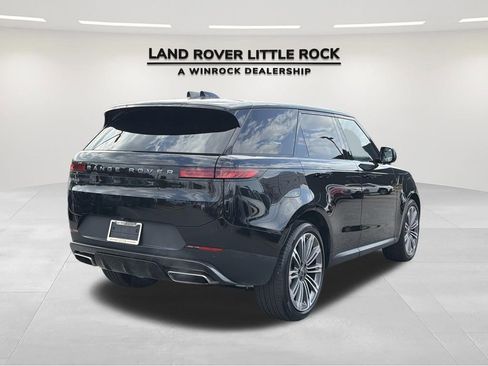 Used 2024 Land Rover Range Rover Sport SE image 2
