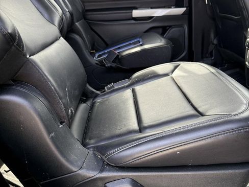 Used 2021 Ford Explorer XLT w/ Equipment Group 202A image 28