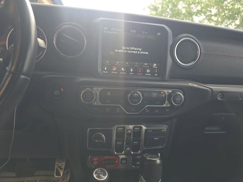 Used 2020 Jeep Wrangler Unlimited Rubicon w/ Quick Order Package 28Y Recon image 11