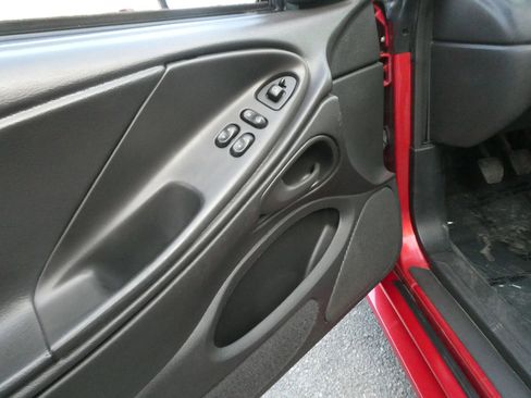 Used 2002 Ford Mustang GT image 14