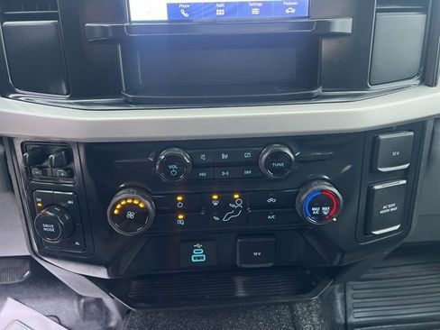 Used 2024 Ford F250 XL w/ Snow Plow Prep Package image 20