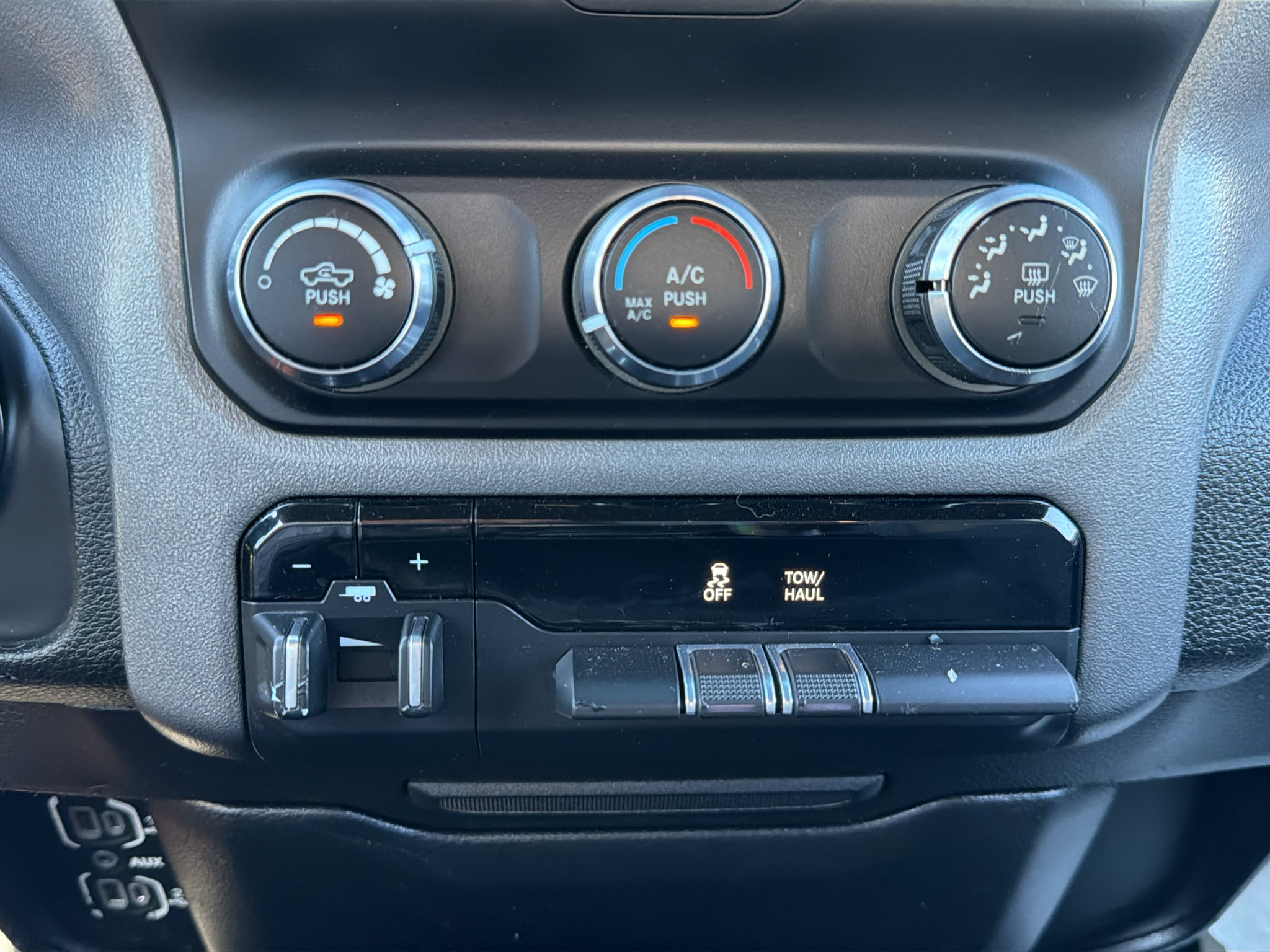 Used 2021 RAM 2500 Big Horn AWD/4WD image 31