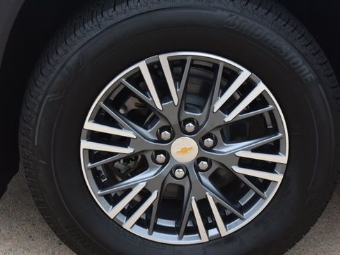 New 2026 Chevrolet Traverse LT w/ Driver Confidence Package FWD image 10