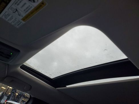 New 2025 Mitsubishi Outlander SE image 26