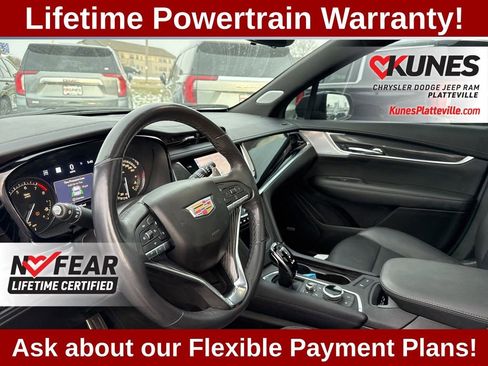 Used 2024 Cadillac XT6 Sport w/ Technology Package AWD/4WD image 21