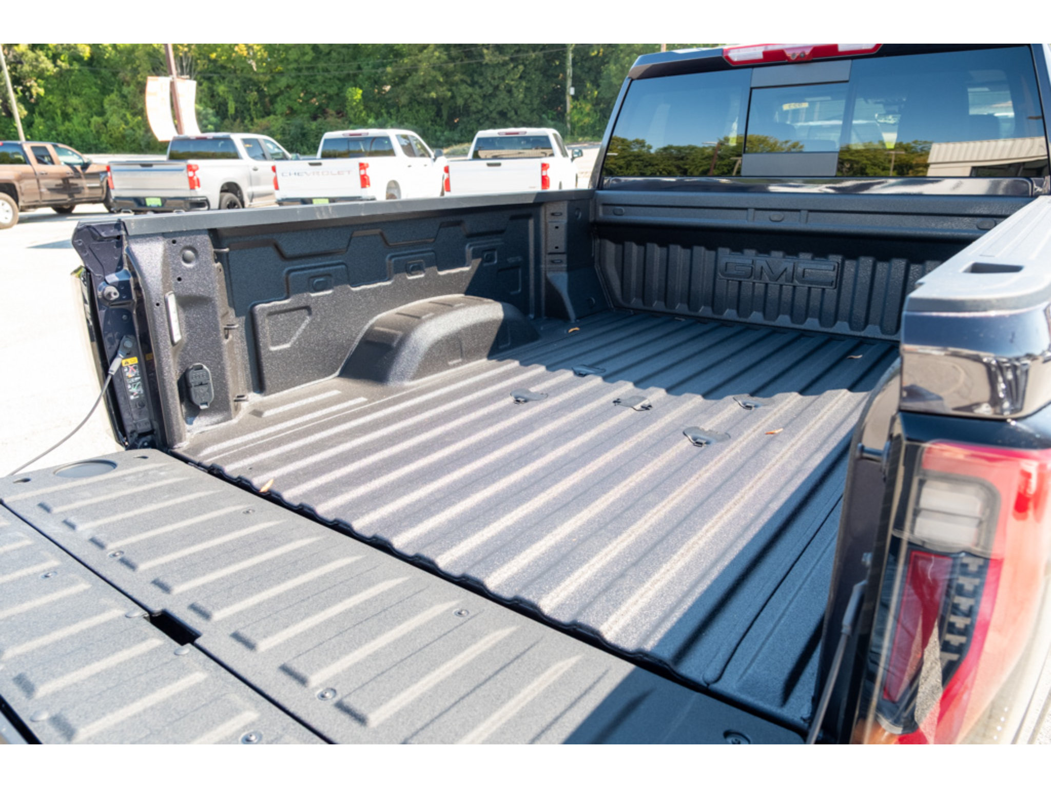 New 2026 GMC Sierra 3500 AT4 w/ AT4 Premium Plus Package AWD/4WD image 35