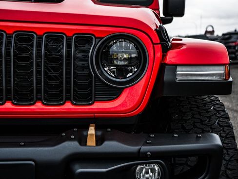 Used 2024 Jeep Wrangler Unlimited Rubicon 392 AWD/4WD image 9