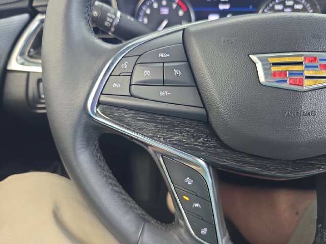 Used 2023 Cadillac XT5 Premium Luxury w/ Technology Package AWD/4WD image 20