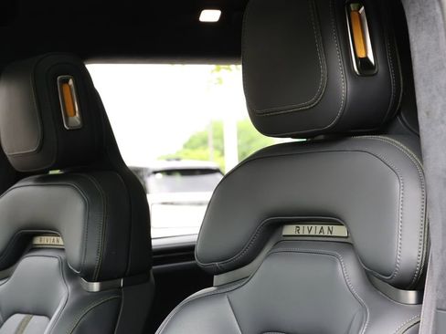Used 2022 Rivian R1S Launch Edition AWD/4WD image 19