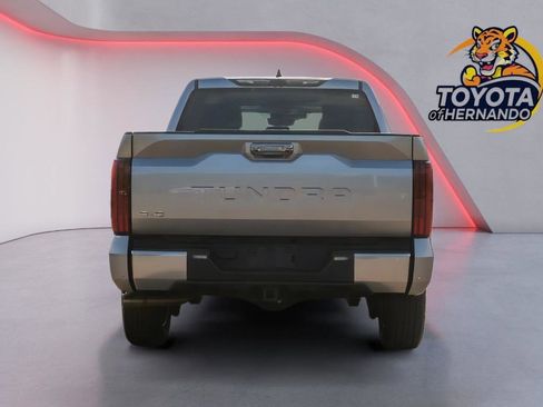 Used 2023 Toyota Tundra Limited AWD/4WD image 6