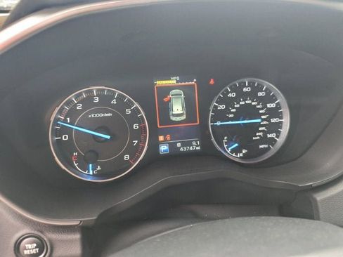Certified 2022 Subaru Ascent Limited AWD/4WD image 7