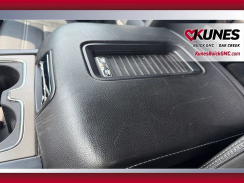 Used 2018 GMC Sierra 3500 Denali w/ Duramax Plus Package AWD/4WD image 30