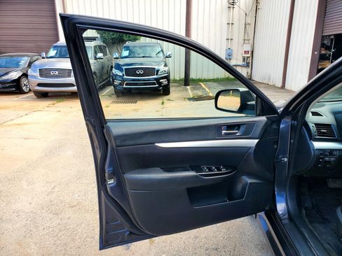 Used 2013 Subaru Legacy 2.5i Premium w/ All-Weather Pkg AWD/4WD image 24